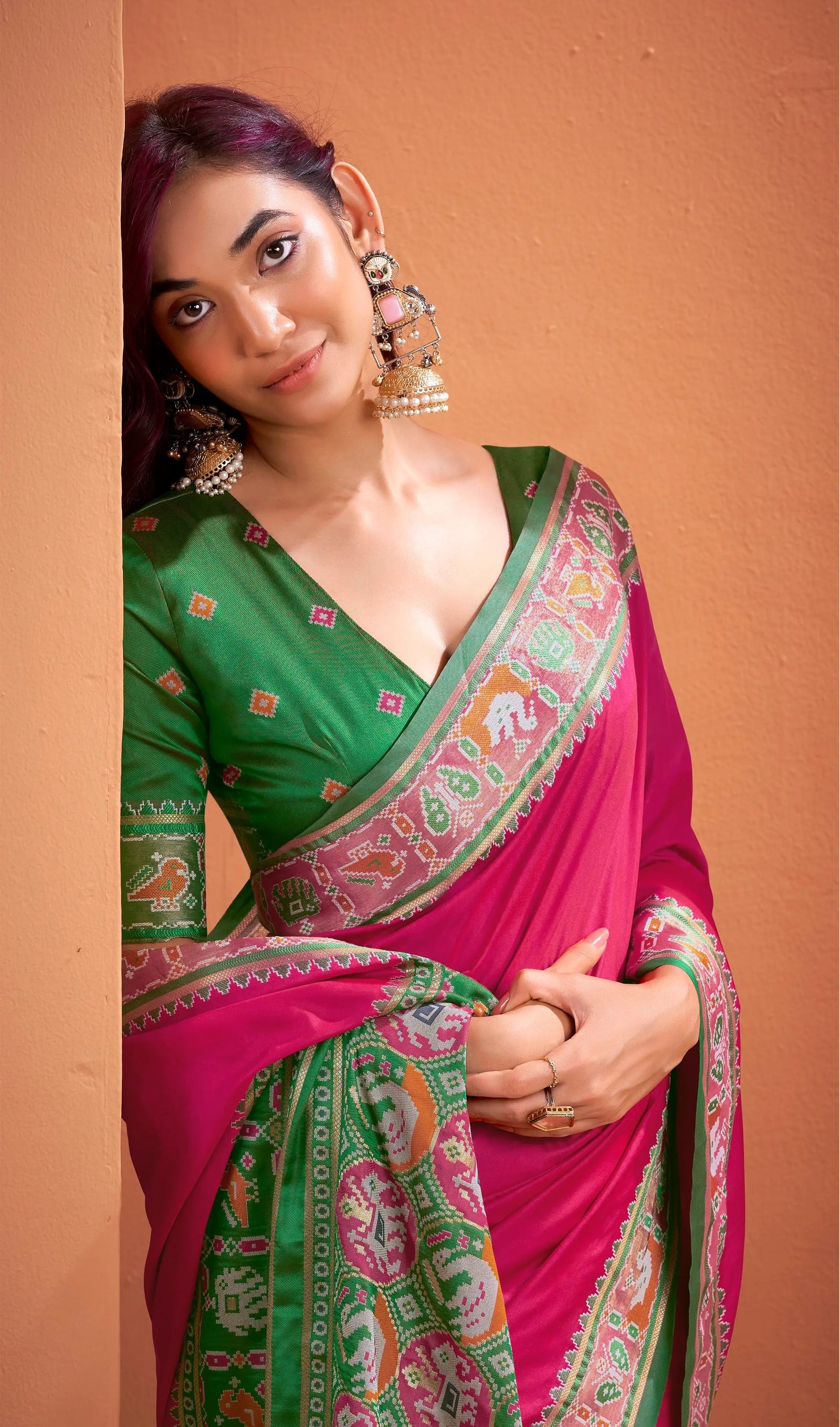 dark pink patola style motifs patola silk saree - kalyanja