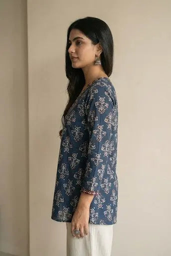 Neelam short kurti in a rich teal floral print with an adjustable wrap-around silhouette – Kalyanja.