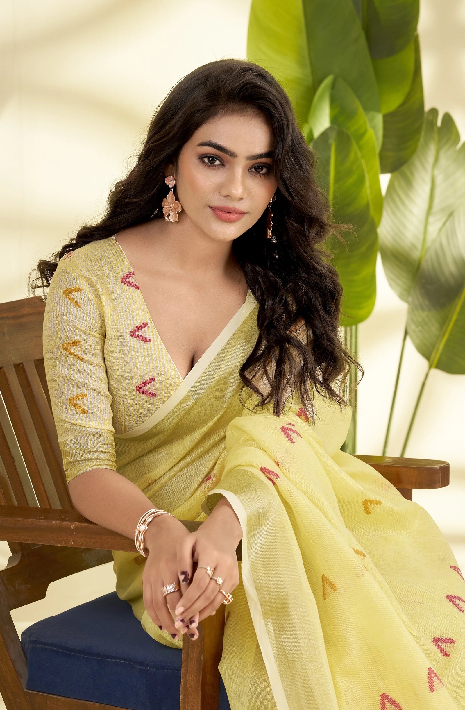 yellow handloom style weaving linen silk saree - kalyanja