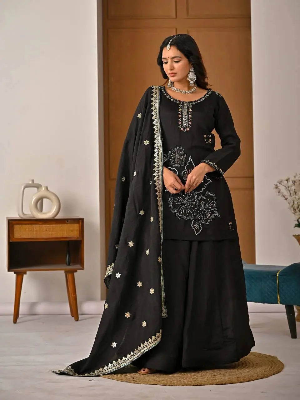 Elegant Women's Black Salwar Suit with Floral Embroidery, Full Sleeves, and Designer Dupatta Border