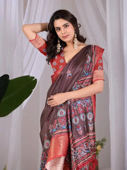 Brown Digital Print Saree back view showing pallu and contrast blouse