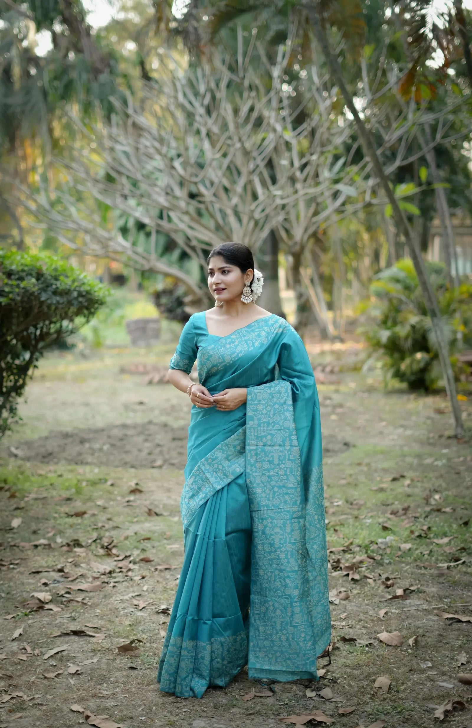 Blue Gala Border Pattern Raw Silk Saree - kalyanja