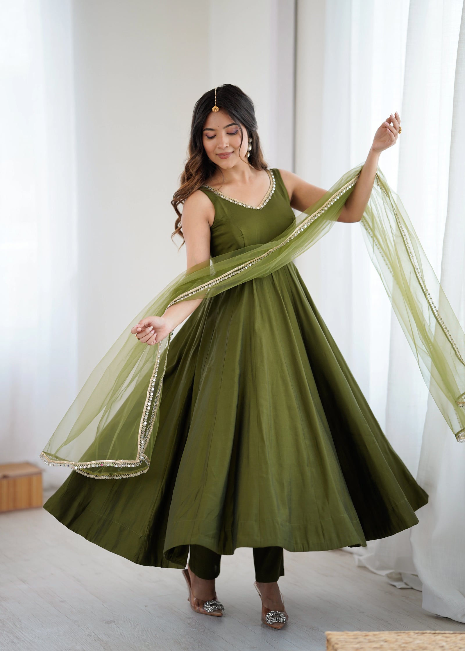 mehendai yoke fancy lace romansilk chanderi gown