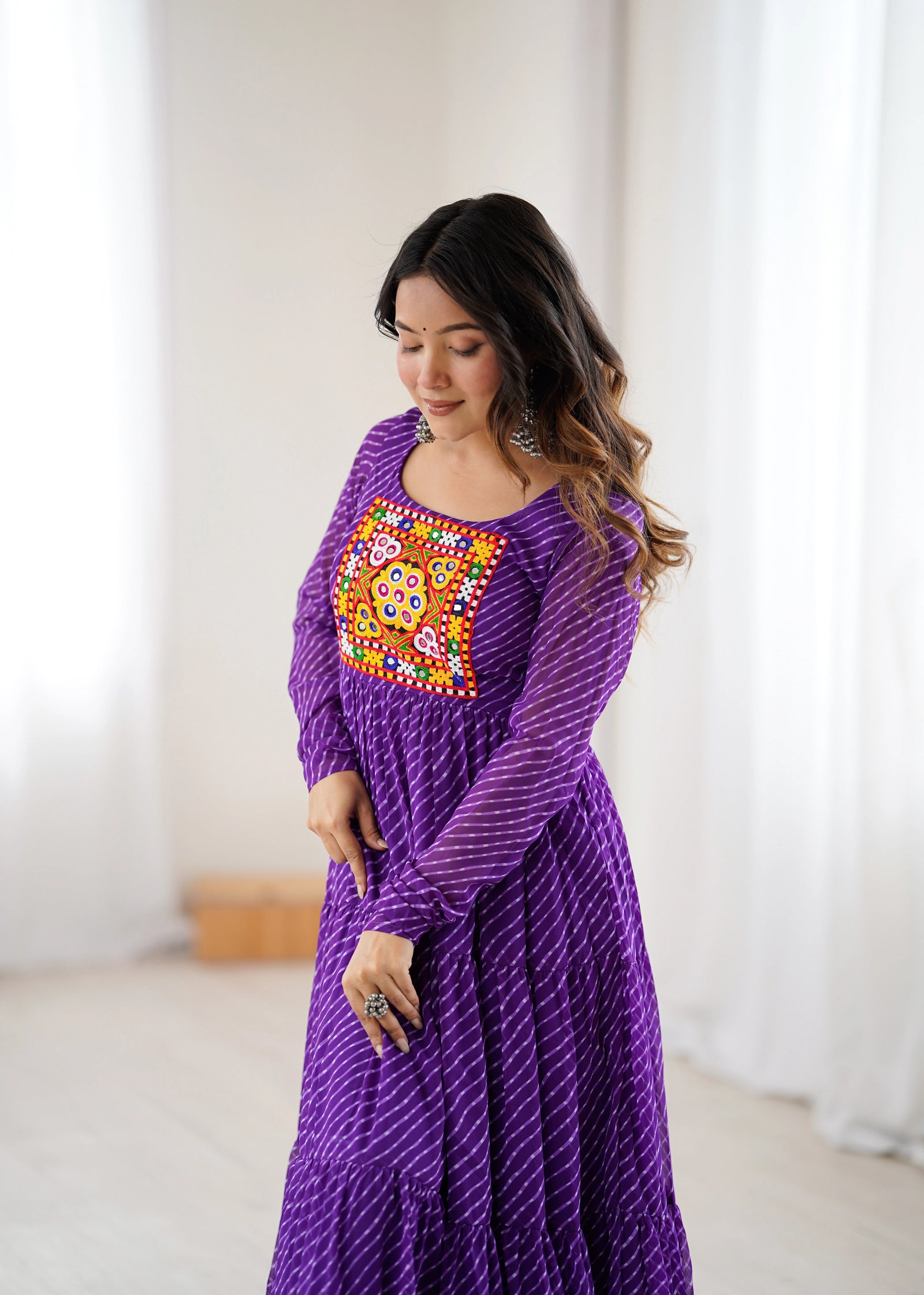 Purple Laheriya print Gamthi work gown – Kalyanja.