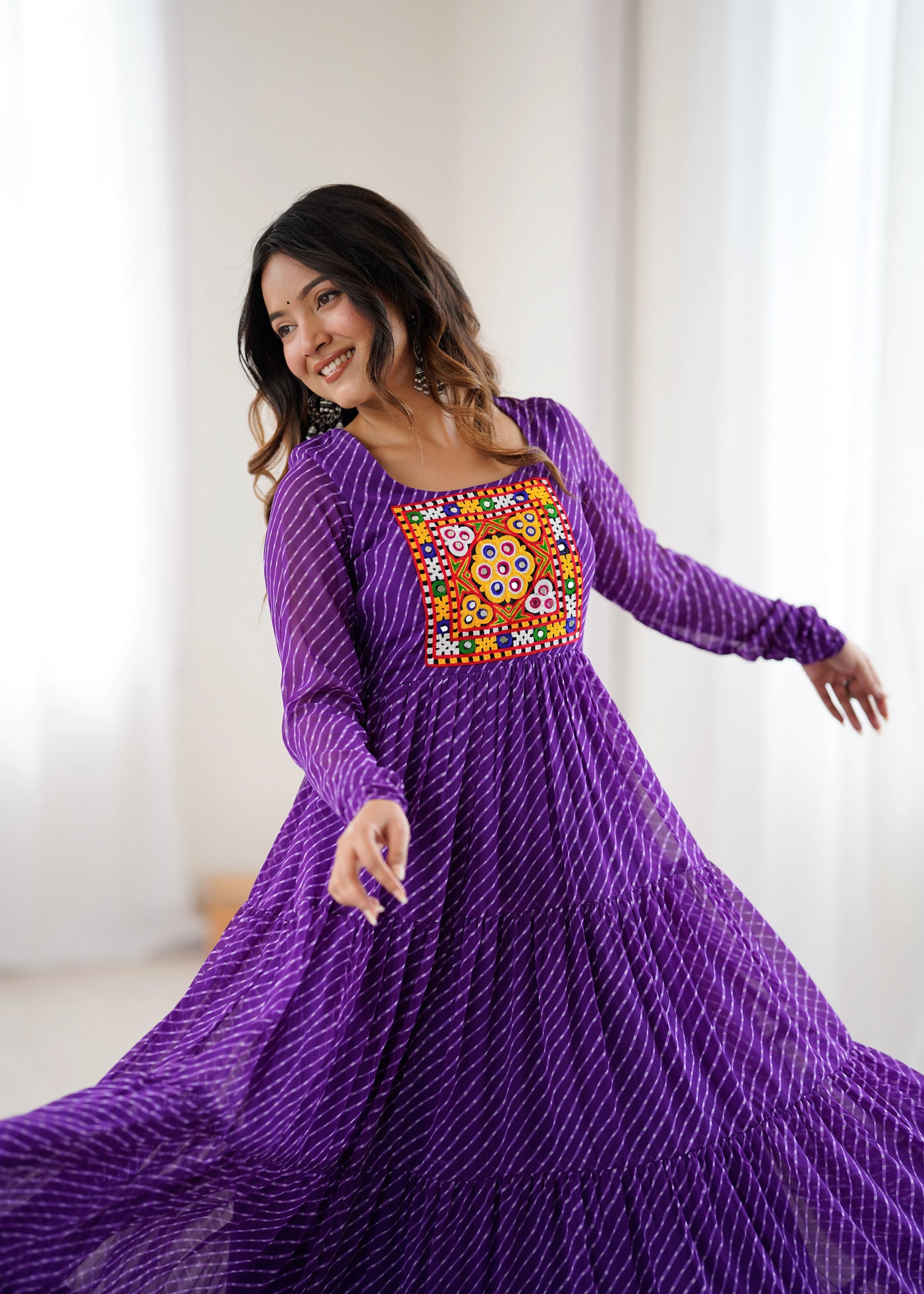 Purple Laheriya print Gamthi work gown – Kalyanja.