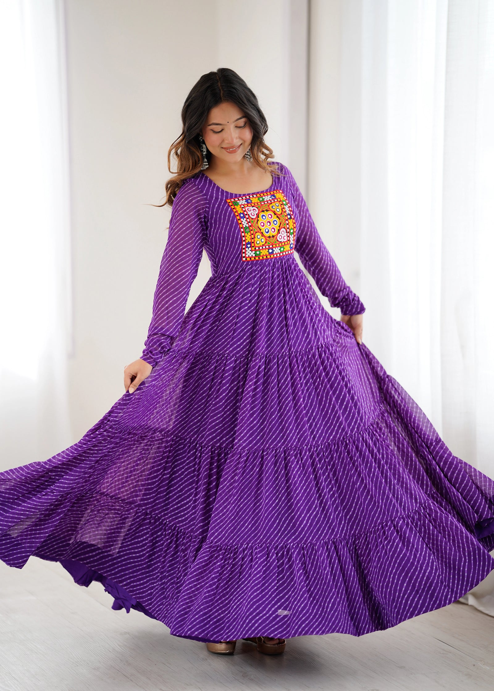 Purple Laheriya print Gamthi work gown – Kalyanja.