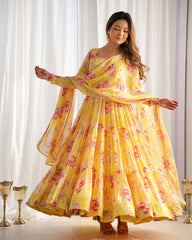 Floral yellow fox georgette suit set – Kalyanja.