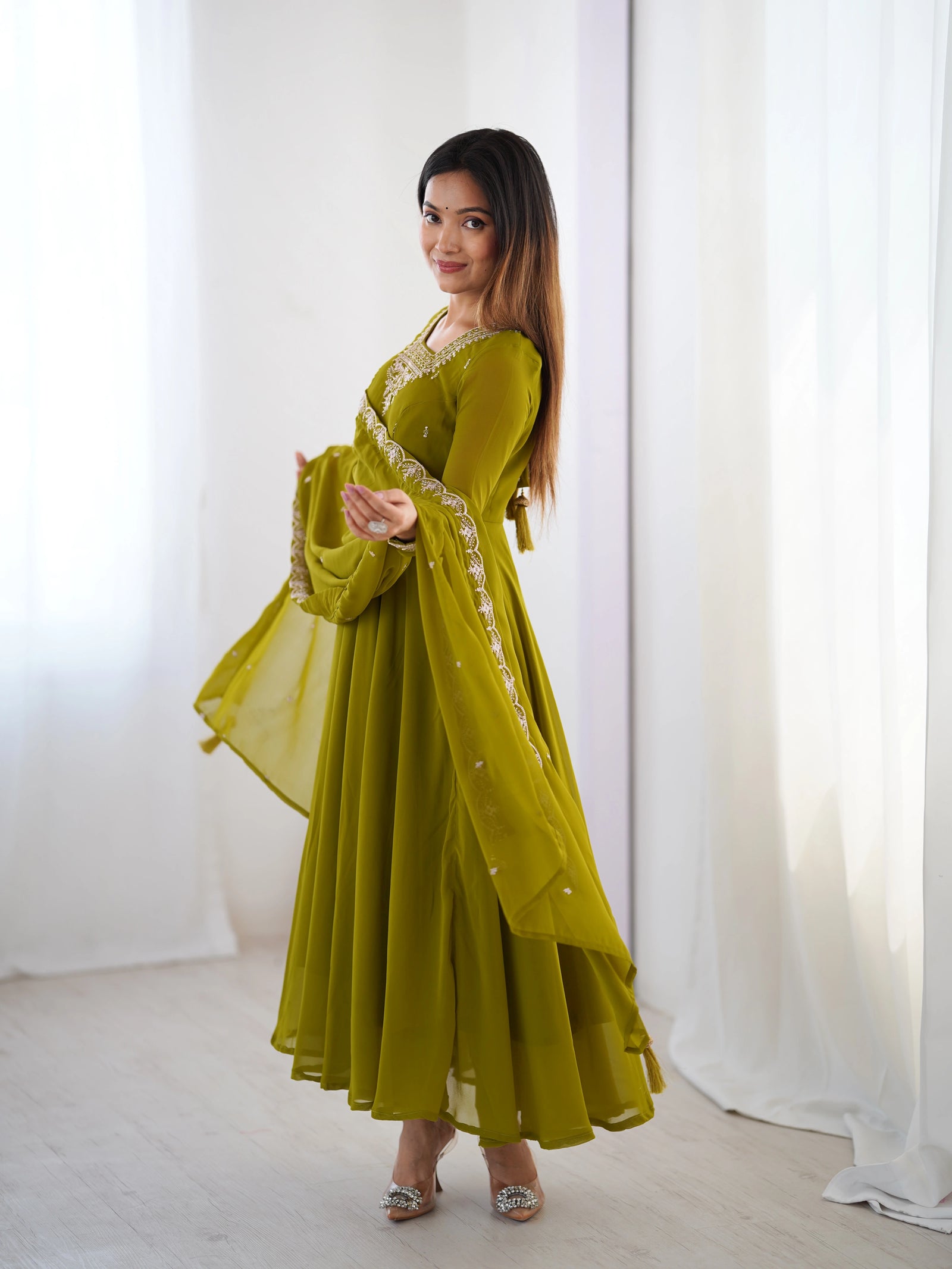 Mehendi Zari Embroidery Fox Georgette Suit - kalyanja