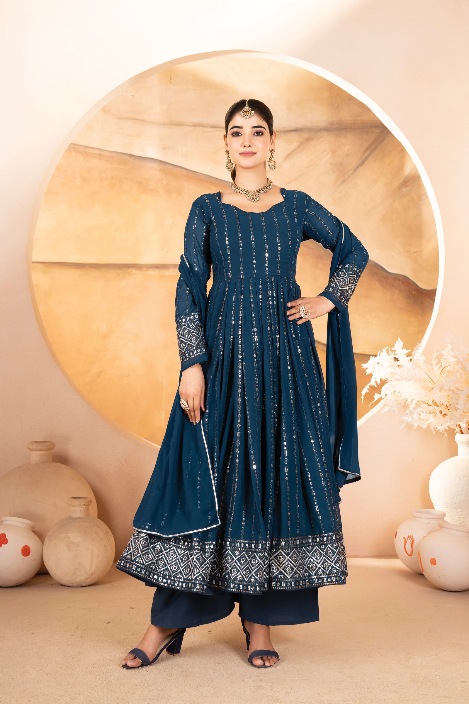 Kavira Blooming Suit Set - kalyanja