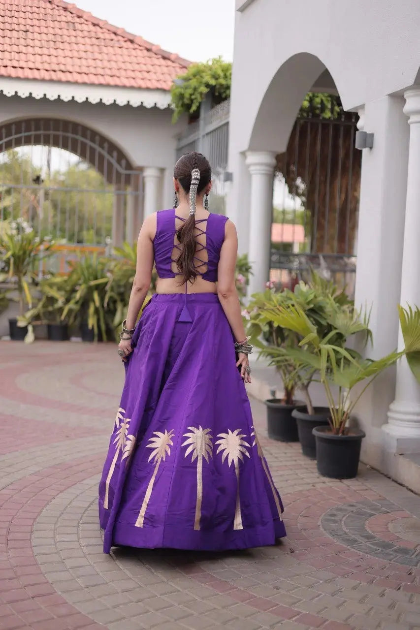 Purple Gamthi Embroidered Lehenga – Choli close-up showing Gamthi embroidery with Gota trim and kodi shell fringe