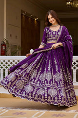 Purple Sequins Embroidered Lehenga – Dupatta close-up showing sequins-line border along all four edges
