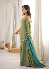 Green Suit – cold shoulder strap and dori tie-up attachment close-up