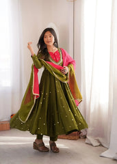 Dark Green Suit – full-length side-angle view showing ombre dupatta gradient
