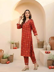 Red Digital Print Kurti with V-neck and 3/4th sleeves, front view