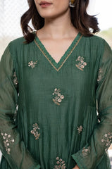 Features a graceful V-neckline, sheer sleeves, and matching dupatta for a festive look.