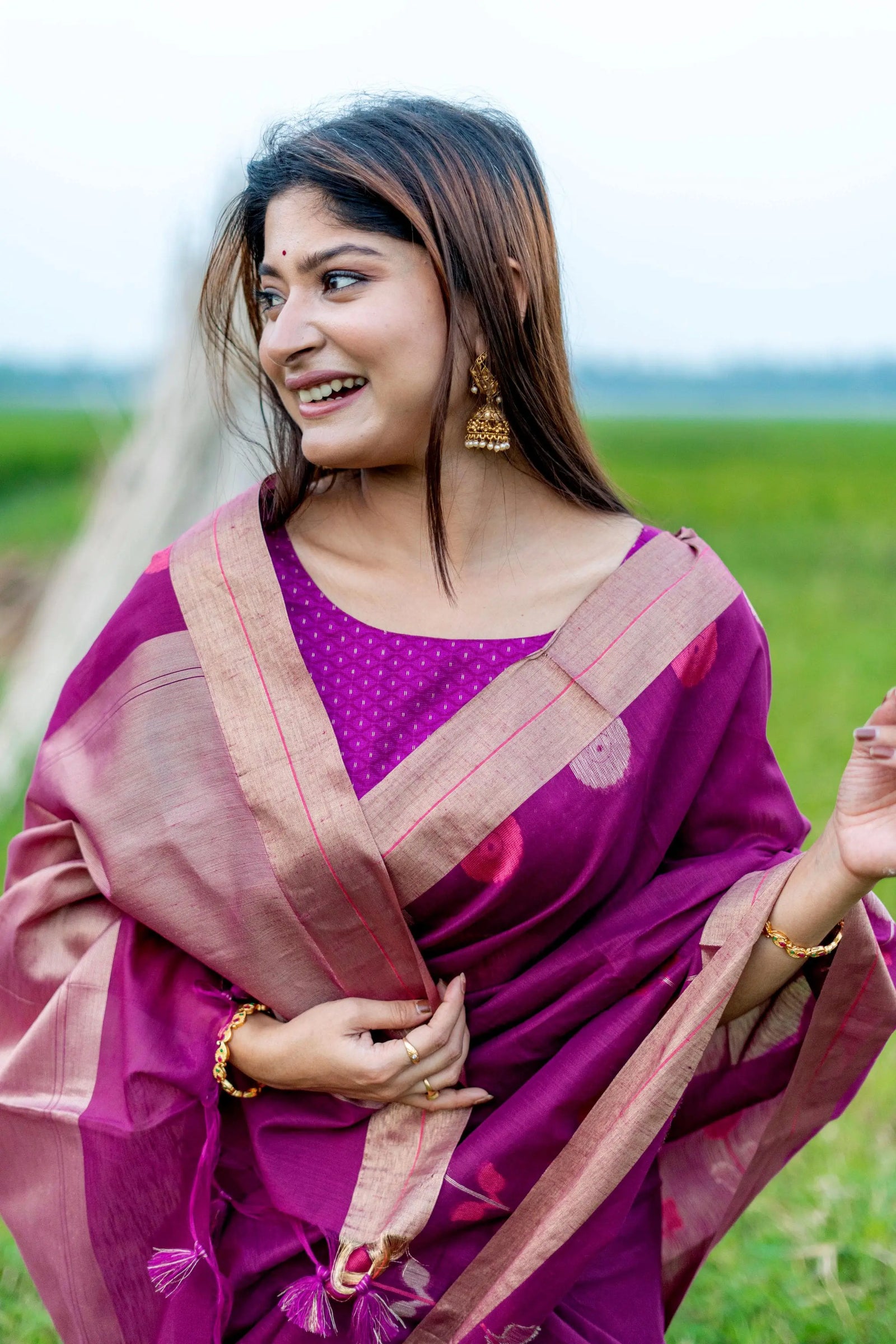 Magenta Zari Work Linen Silk Saree
