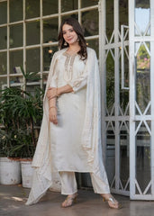 White heavy Chanderi silk kurti with intricate thread embroidery and zari work displayed on mannequin.