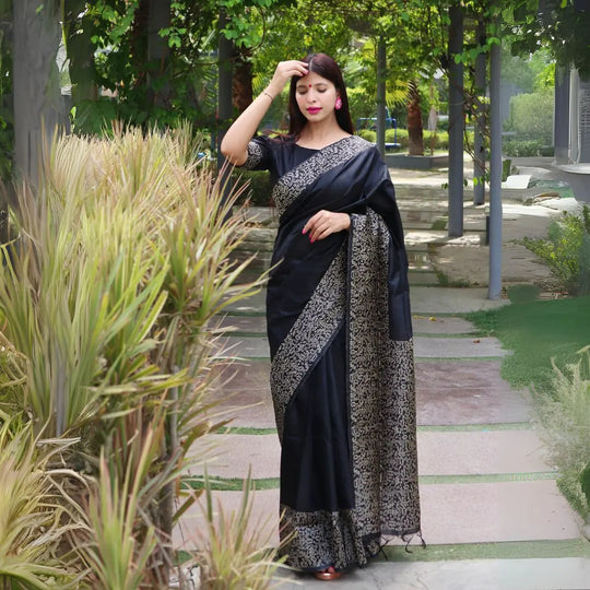 Black Warli Weaving Soft Banglori Raw Silk Saree featuring intricate handloom craftsmanship, perfect for reception, sangeet, and festive occasions.