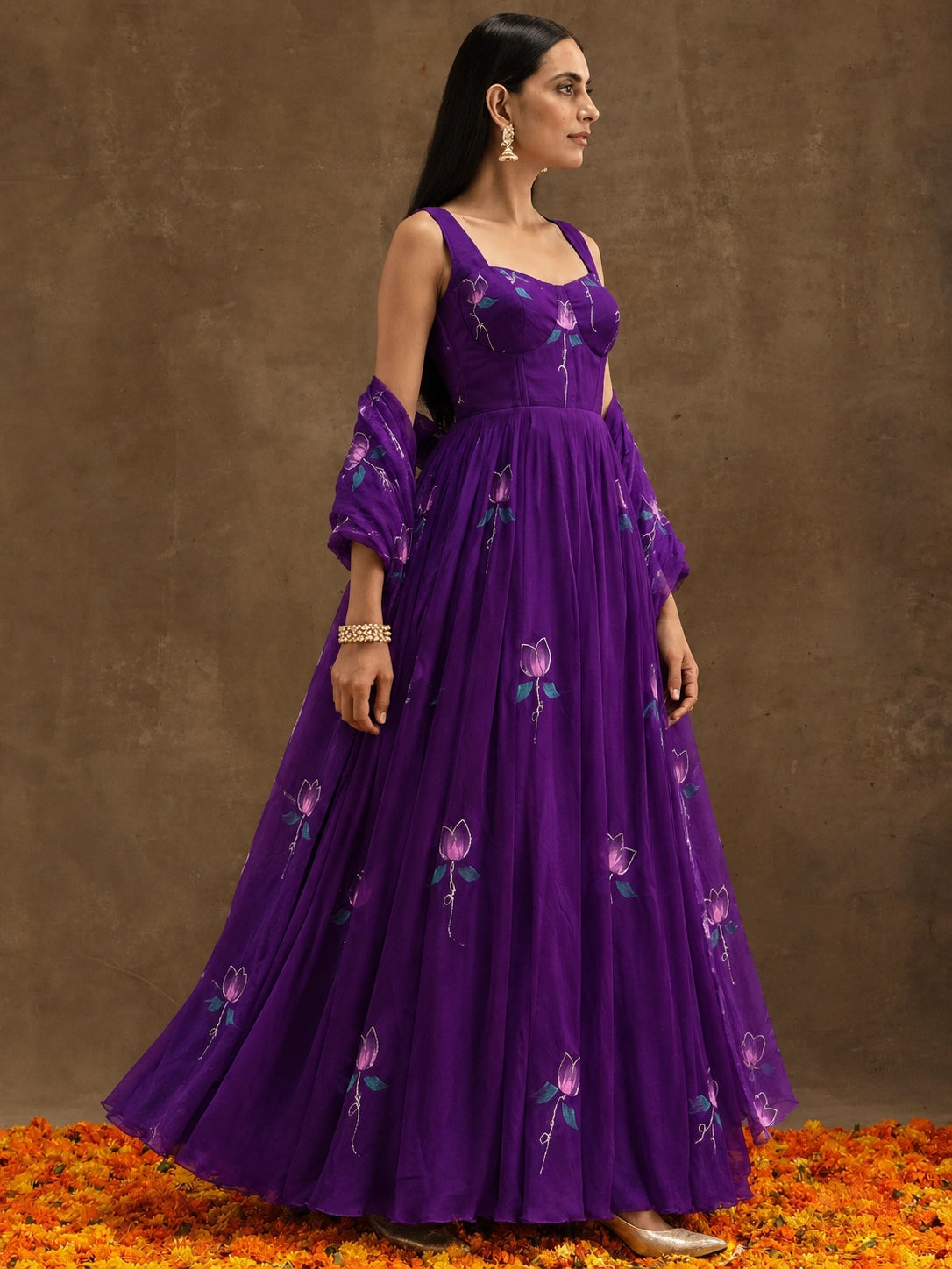 Deep Purple Zari Handpaint Suit side view sleeveless shoulder detail – Kalyanja KU279