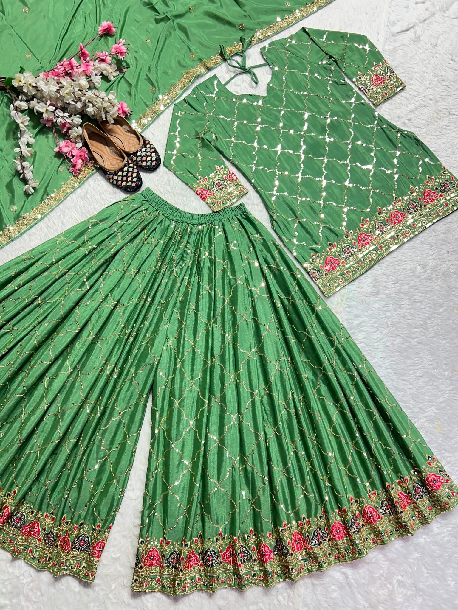 Green Sequins Embroidered Suit palazzo and dupatta detail KU263 Kalyanja