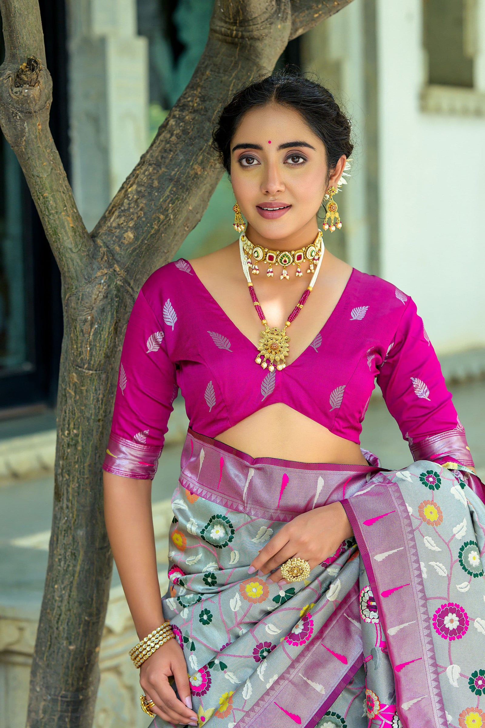Light Gray Zari Work Soft Banarasi Silk Saree - kalyanja