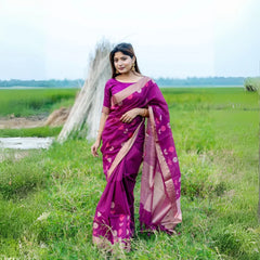 Magenta Warli Weaving Soft Banglori Raw Silk Saree featuring intricate handloom craftsmanship, ideal for reception, sangeet, and festive occasions.