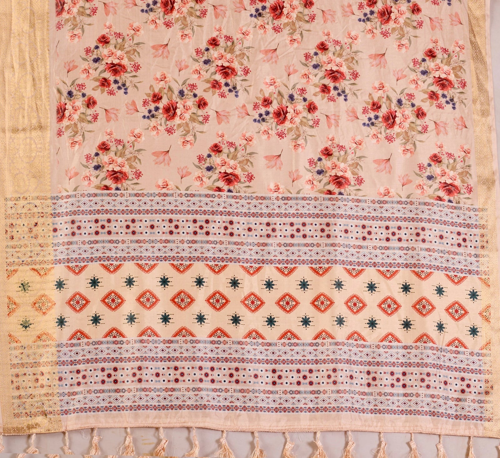 Beige Floral Digital Weaving & Golden Zari Border Soft Lichi Silk Saree - kalyanja