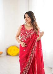 Red Jacquard Weaving Saree back detail with scallop border – Kalyanja KS366