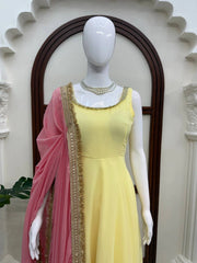 Yellow Fancy Lace Work Anarkali Suit mannequin close-up lace neckline detail – Kalyanja KU294