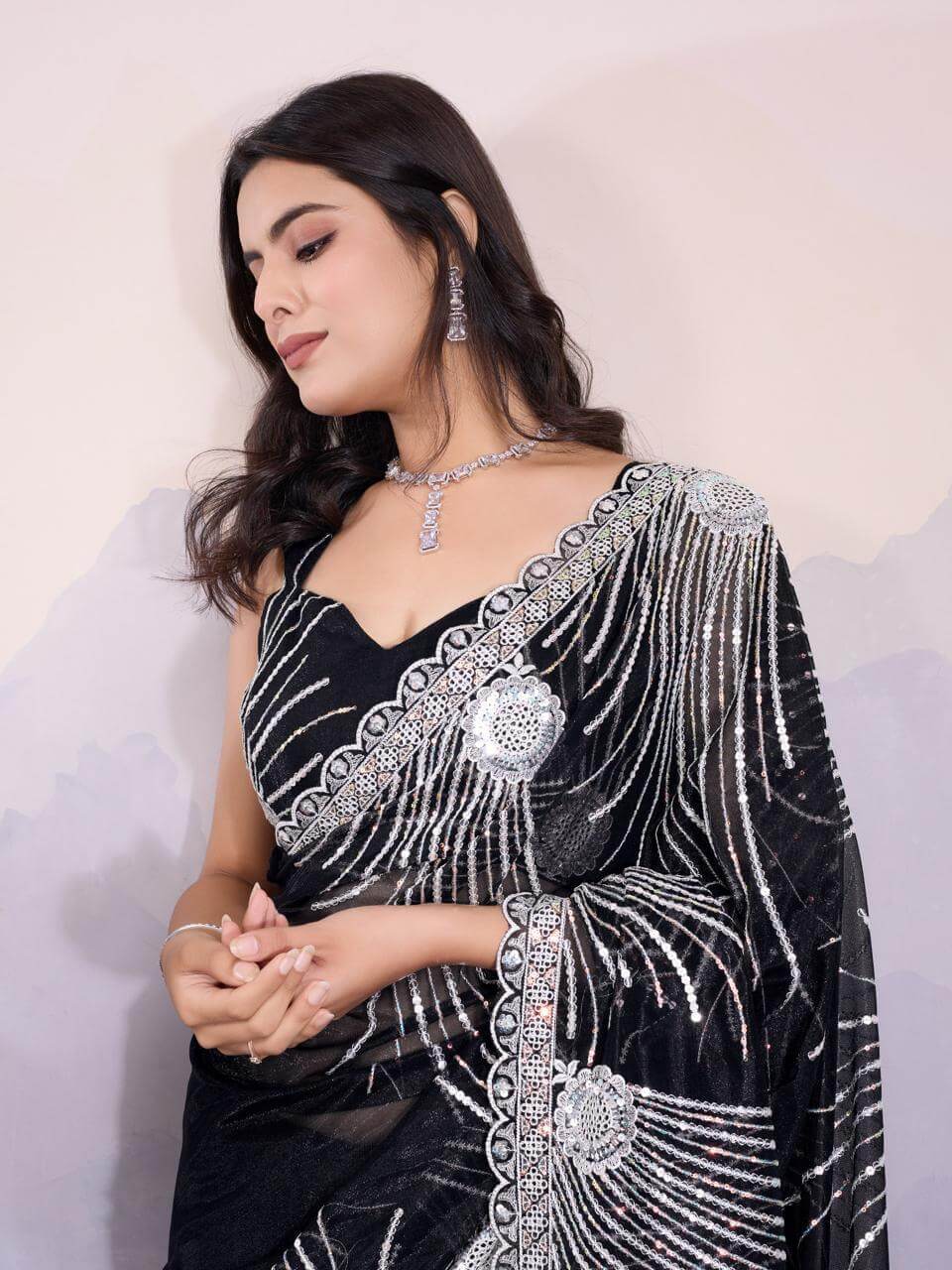 Net Sarees for Special Occasions – Elegant, Lightweight and Glamorous