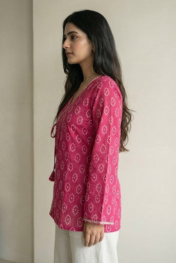 Komal Bandhani Wrap-Tie Short Kurti