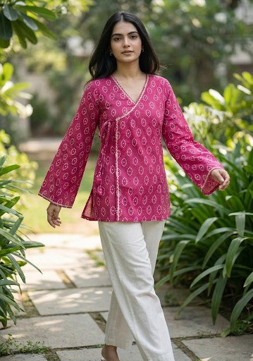 Komal Bandhani Wrap-Tie Short Kurti