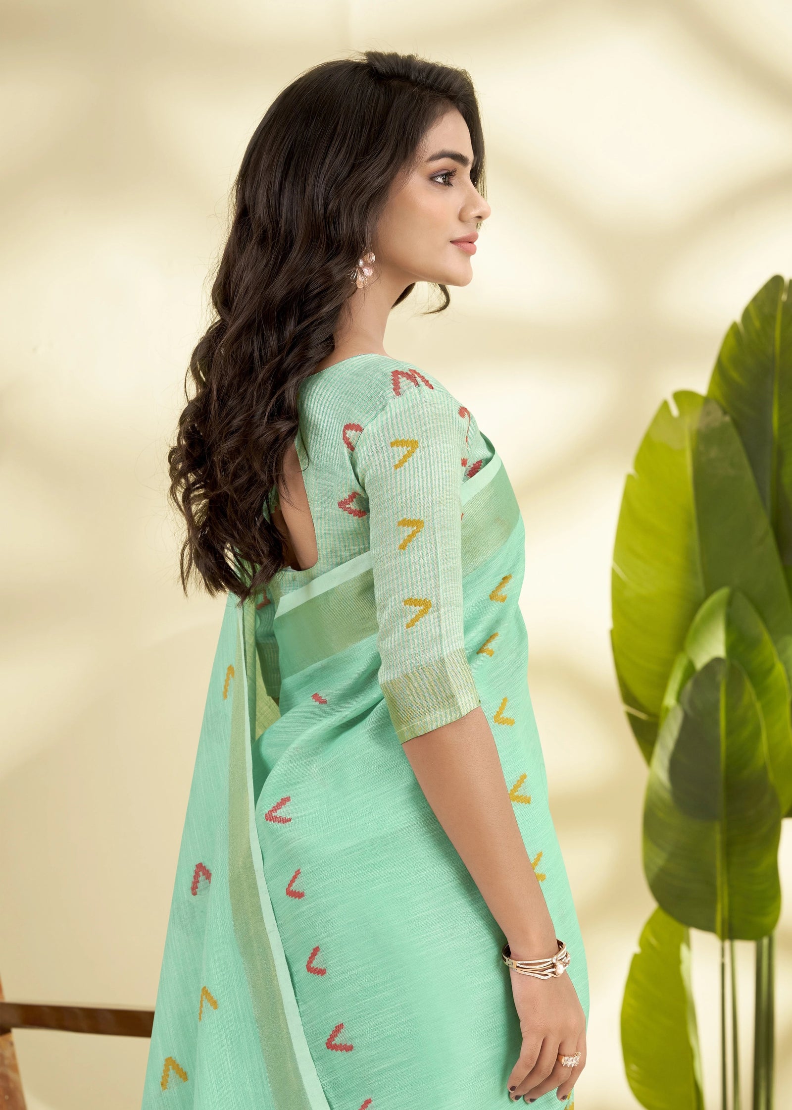 Green Handloom-Style Weaving Linen Silk Saree Agarwal Saree
