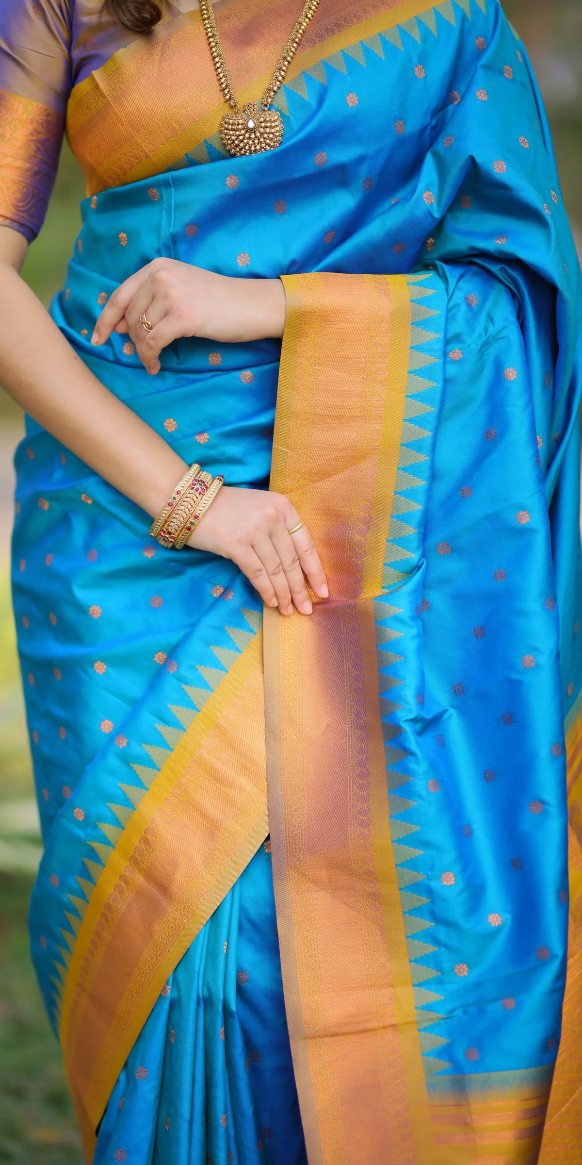 turquoise blue Kanij Gadwal silk saree