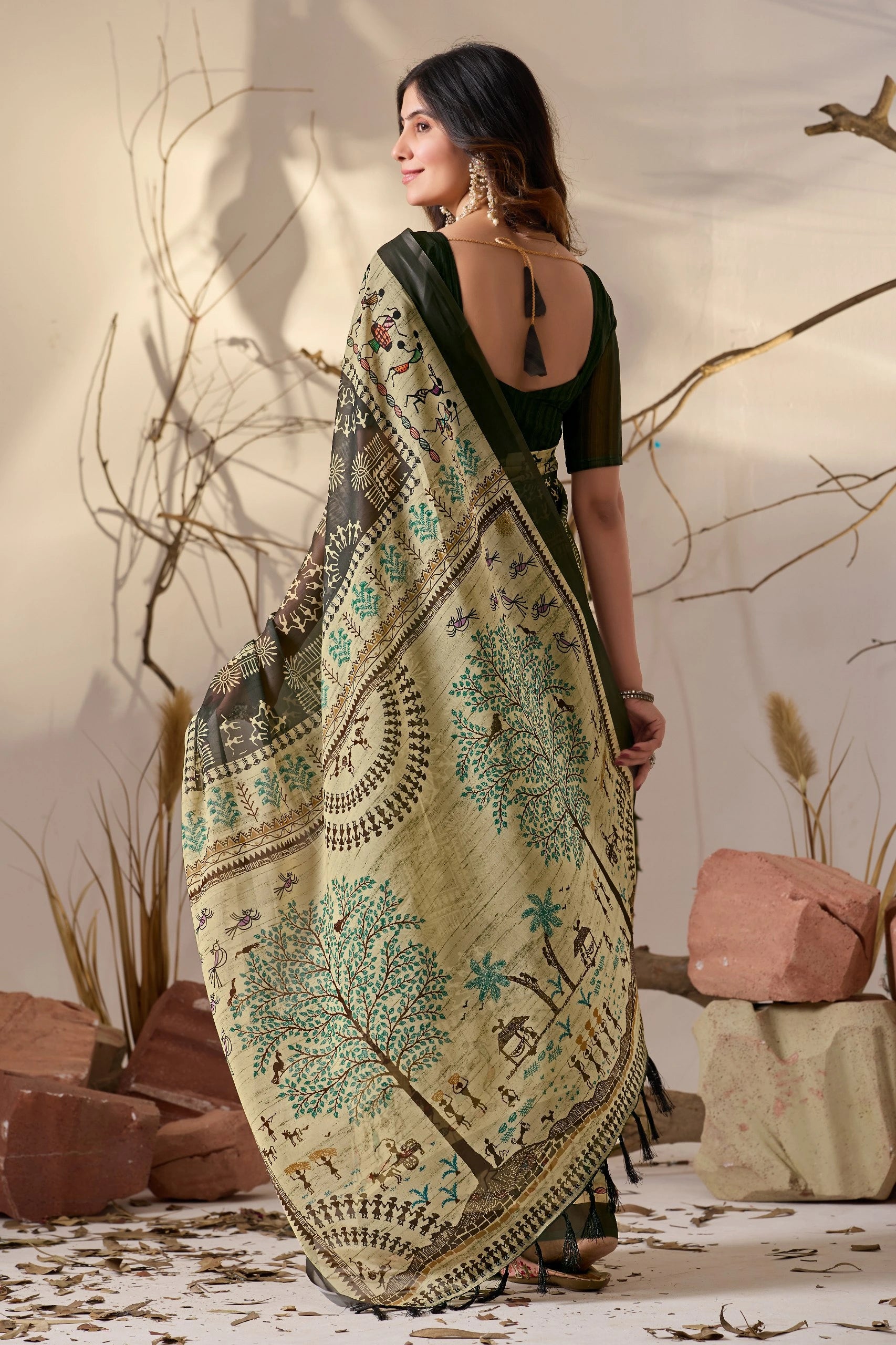 Shop Black Warli Print Georgette Saree | Kalyanja
