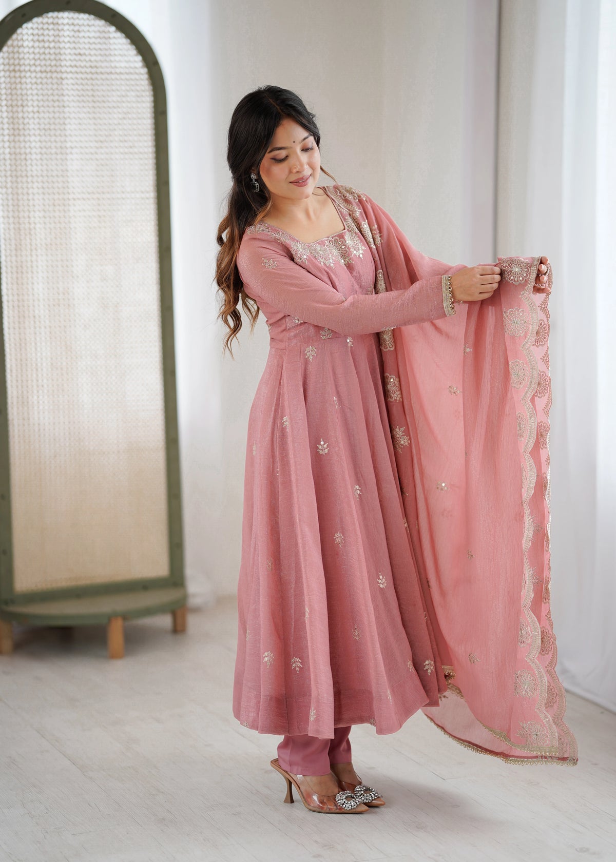 Mahira Embroidery Sequins Gown – Kalyanja

