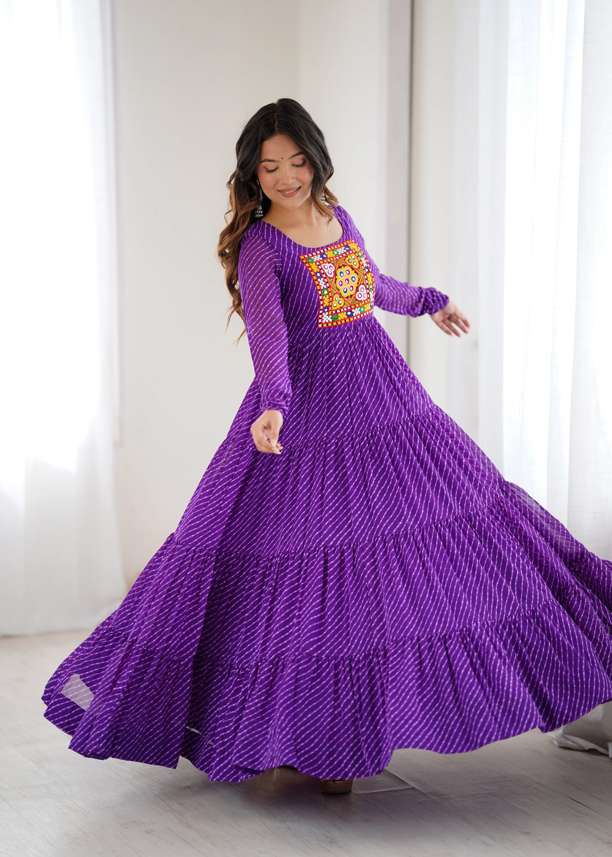 Purple Laheriya print Gamthi work gown – Kalyanja.