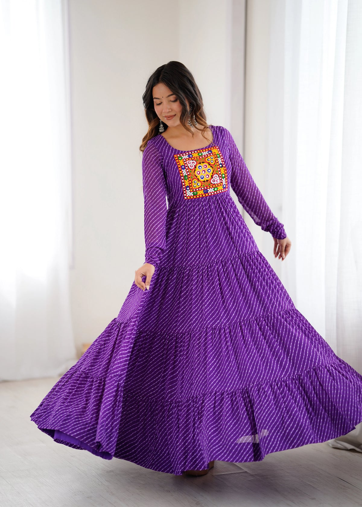 Purple Laheriya print Gamthi work gown – Kalyanja.