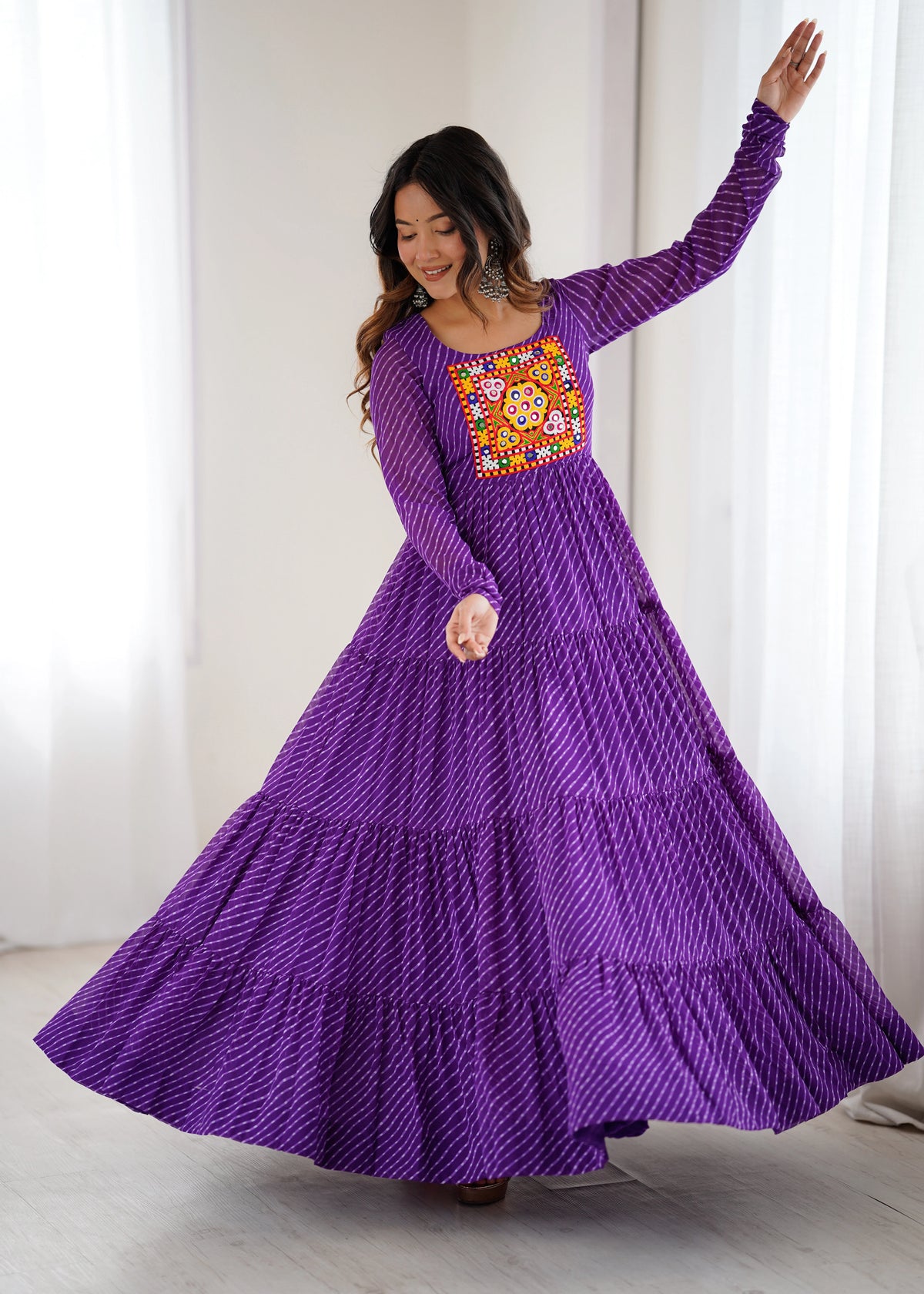 Purple Laheriya print Gamthi work gown – Kalyanja.