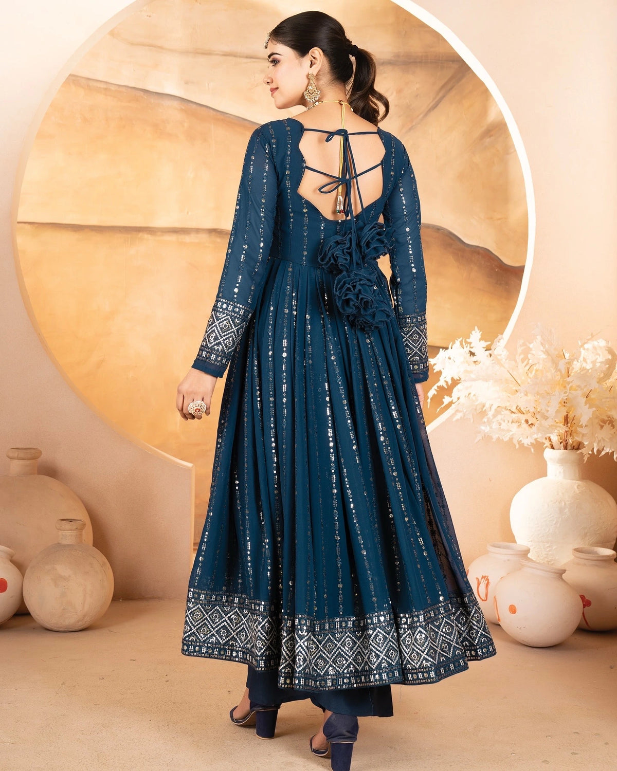 Kavira Blooming Suit Set - kalyanja