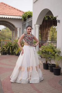White Gamthi Embroidered Lehenga – Gota & Lace Work, Navratri & Festive Wear