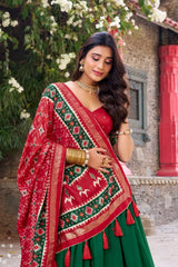Green Floral Print Lehenga – Flat lay of complete lehenga, choli and dupatta set, product code KL152 Kalyanja