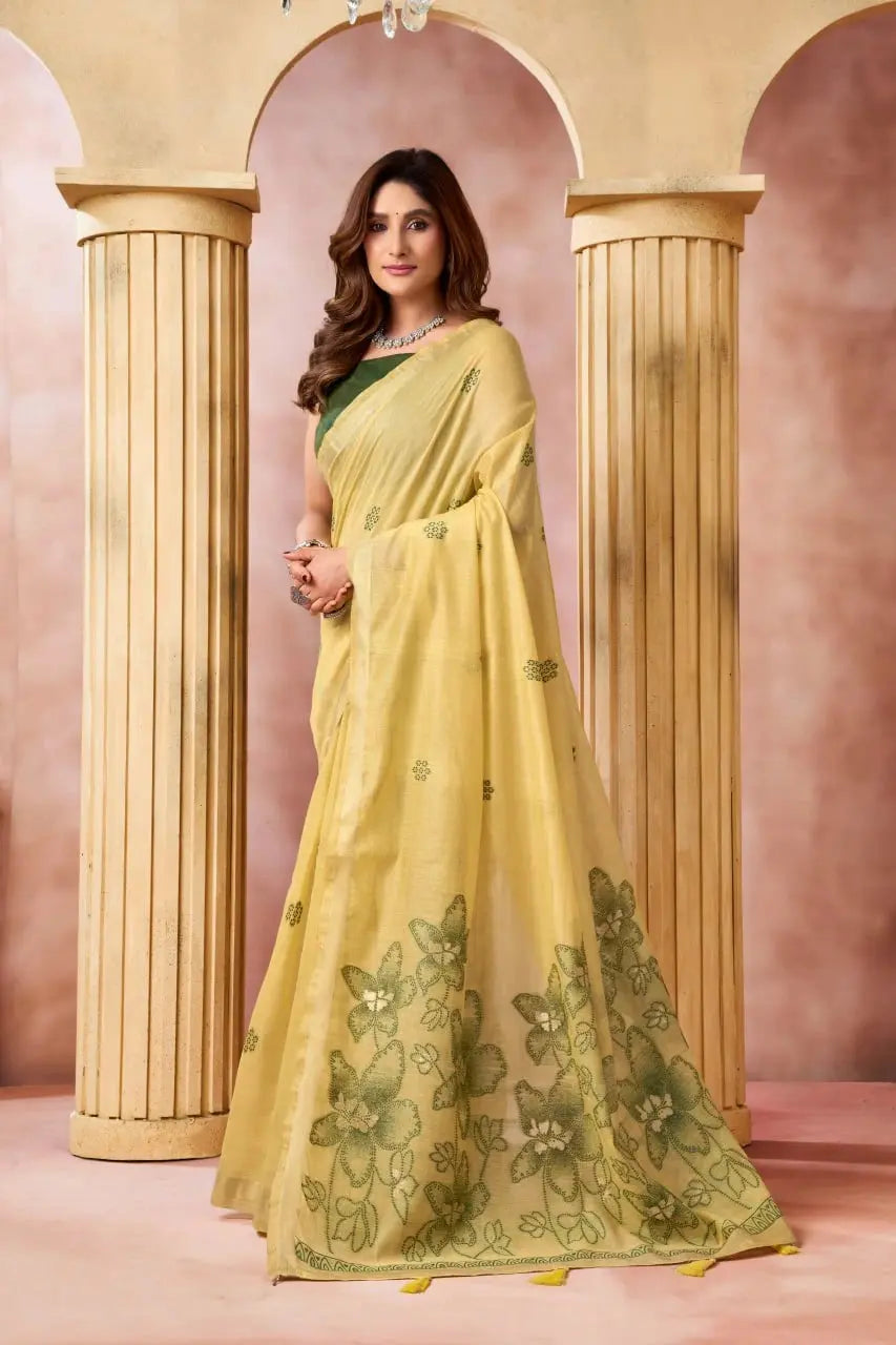 Mustard Yellow Jacquard Weaving Saree pallu detail – large floral print with 3D fabric flower accents | KS301 Kalyanja