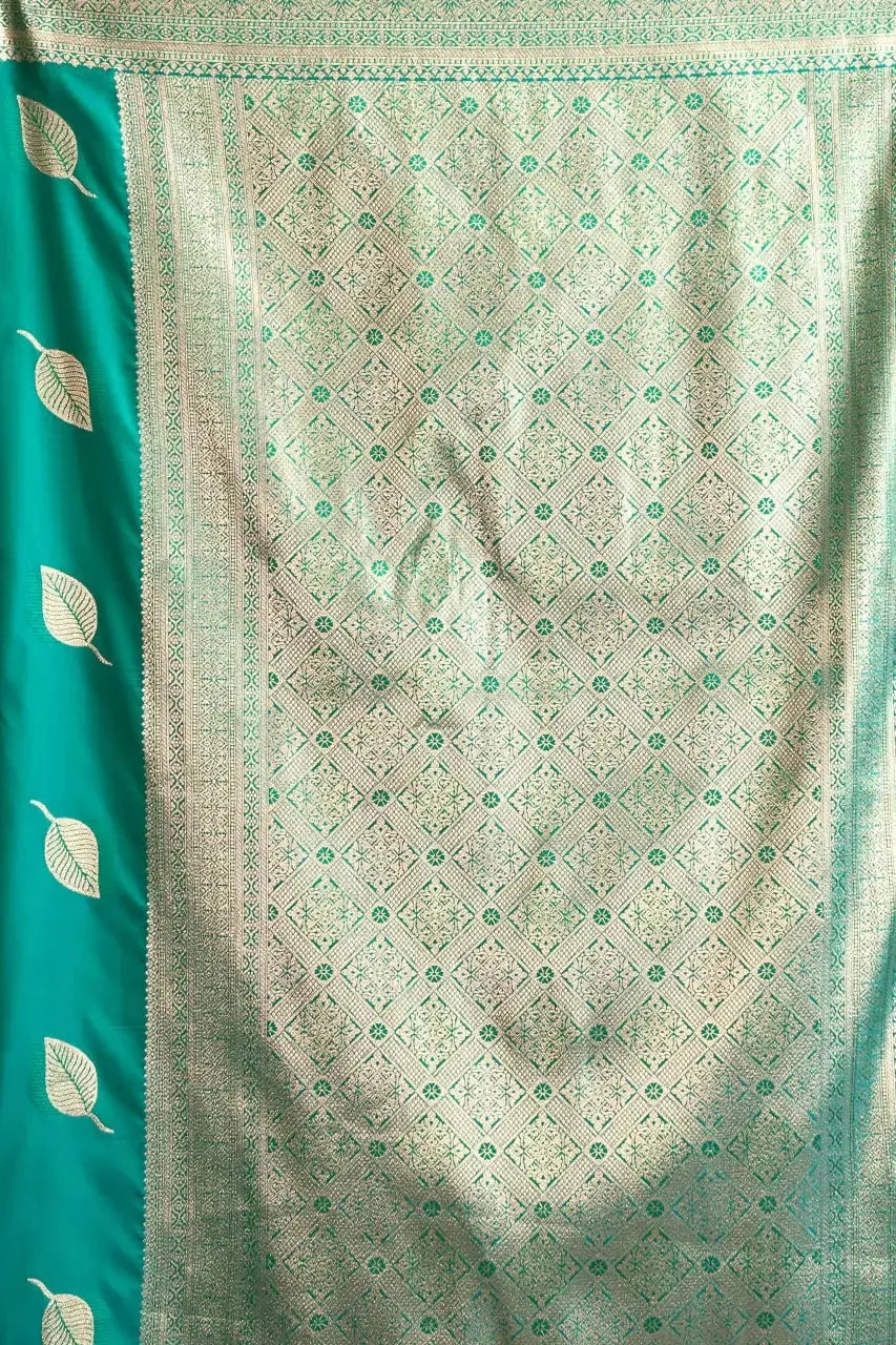 Rama Blue Jacquard Weaving Saree back view – contrast pallu draped over shoulder | KS302 Kalyanja