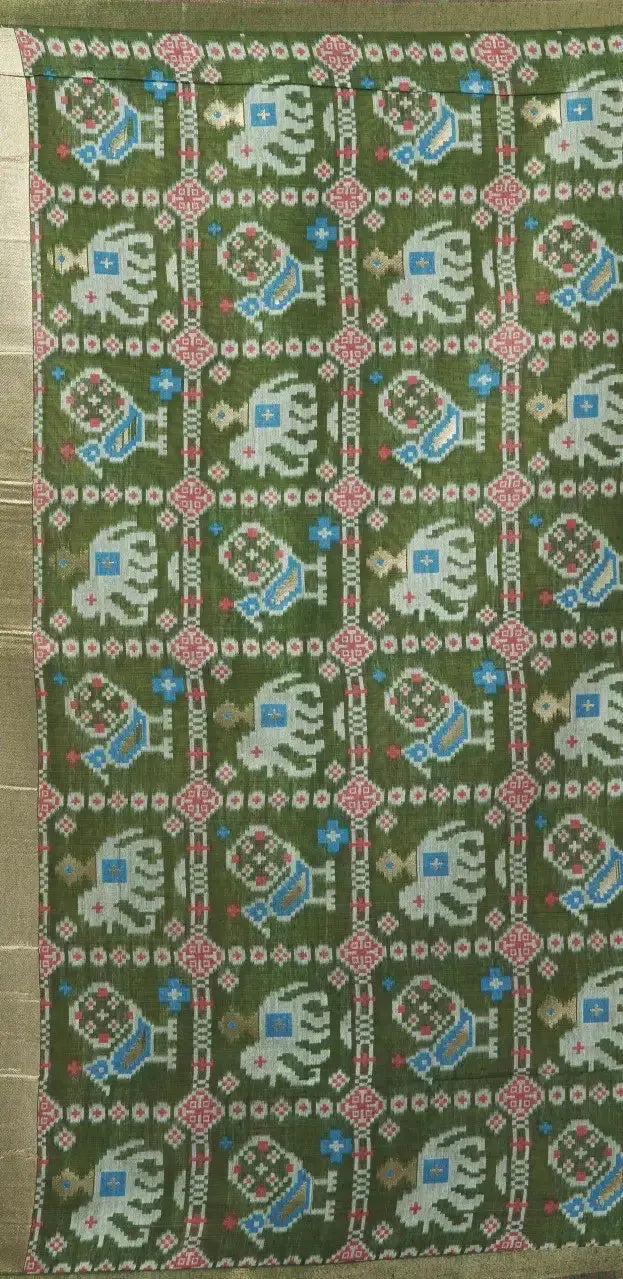 Light Pistachio Green Zari Woven Saree back view – contrast pallu draped over shoulder | KS304 Kalyanja