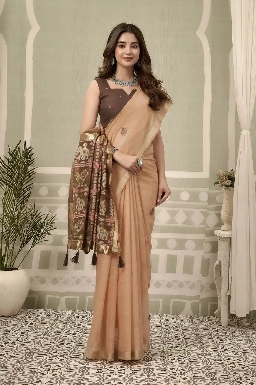 Peach Zari Woven Saree back view – contrast pallu draped over shoulder | KS304 Kalyanja