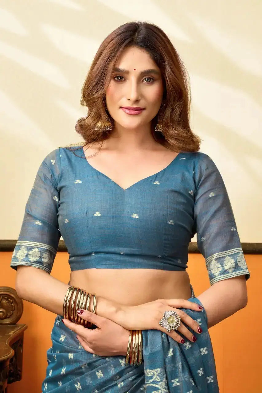Blue Gray Jacquard Weaving Saree back view – woven pallu draped over shoulder | KS305 Kalyanja