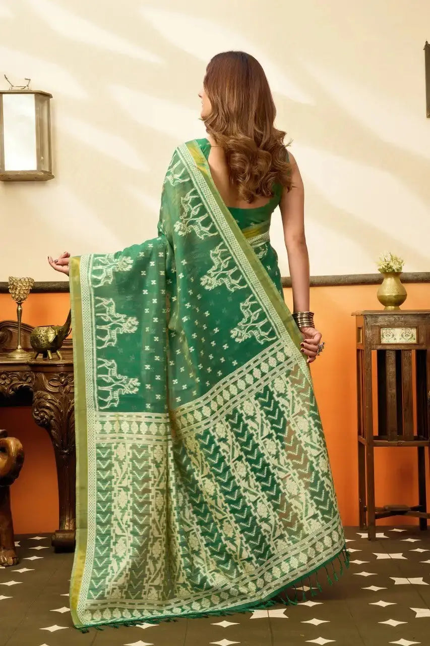 Green Jacquard Weaving Saree zari border close-up – crisp metallic border, cotton | KS305 Kalyanja