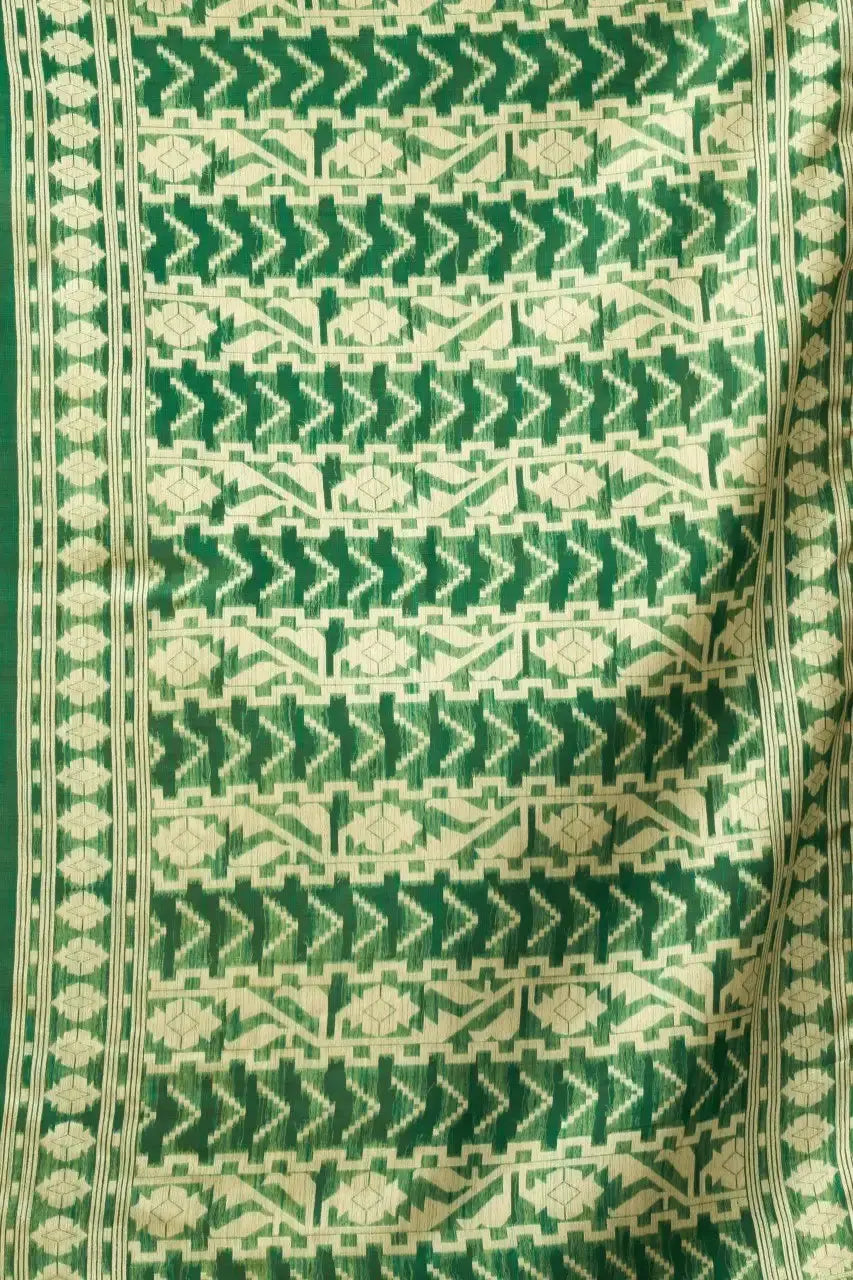 Green Jacquard Weaving Saree flat lay – full 5.5m with blouse piece, KS305 by Kalyanja