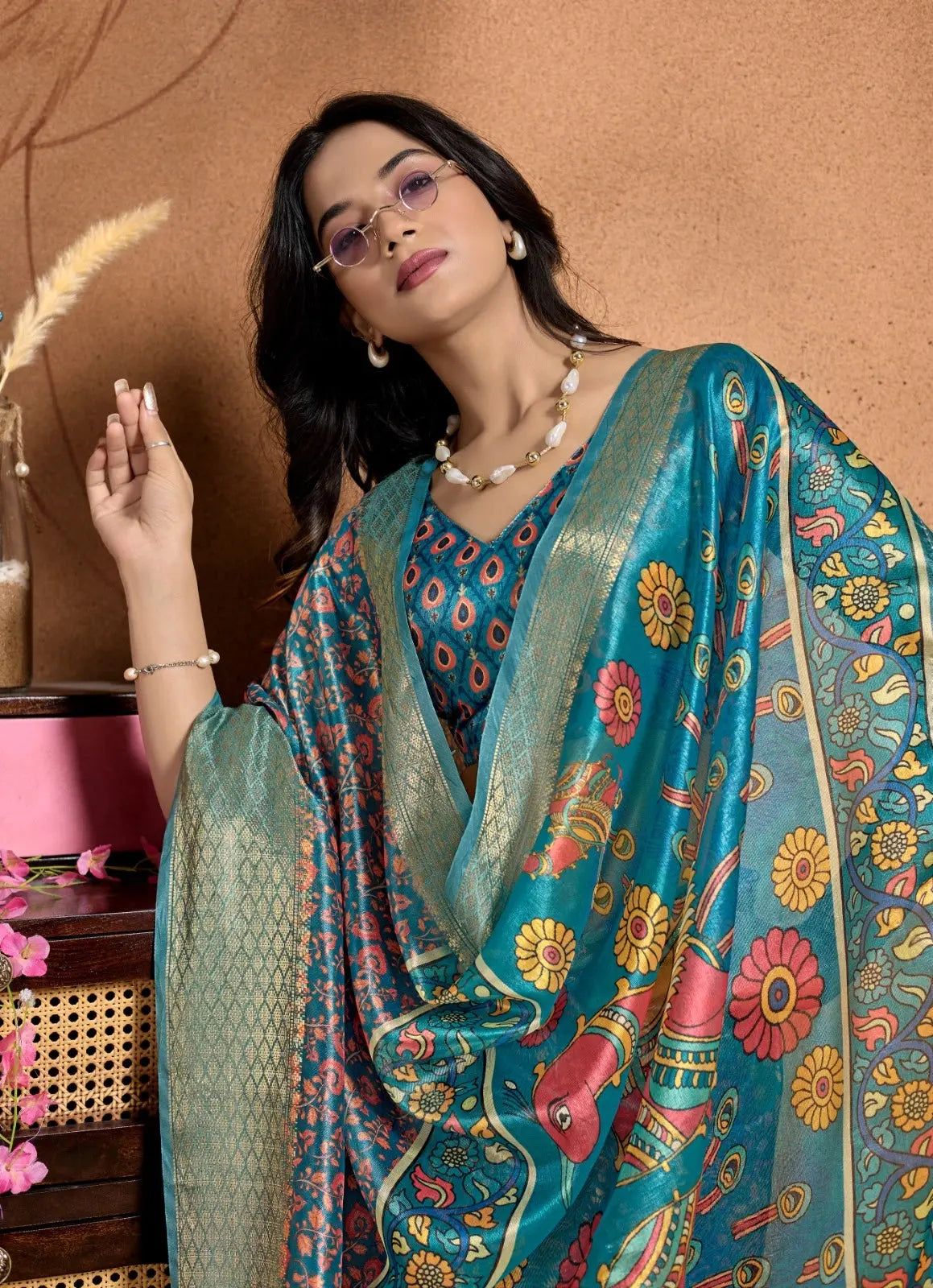 Rama Blue Kalamkari Print Saree – pallu close-up showing horse motif, sunflowers and colourful folk-art elements